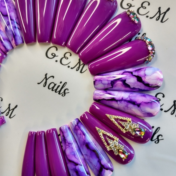 Press on nails (long coffin) - Picture 3 of 3